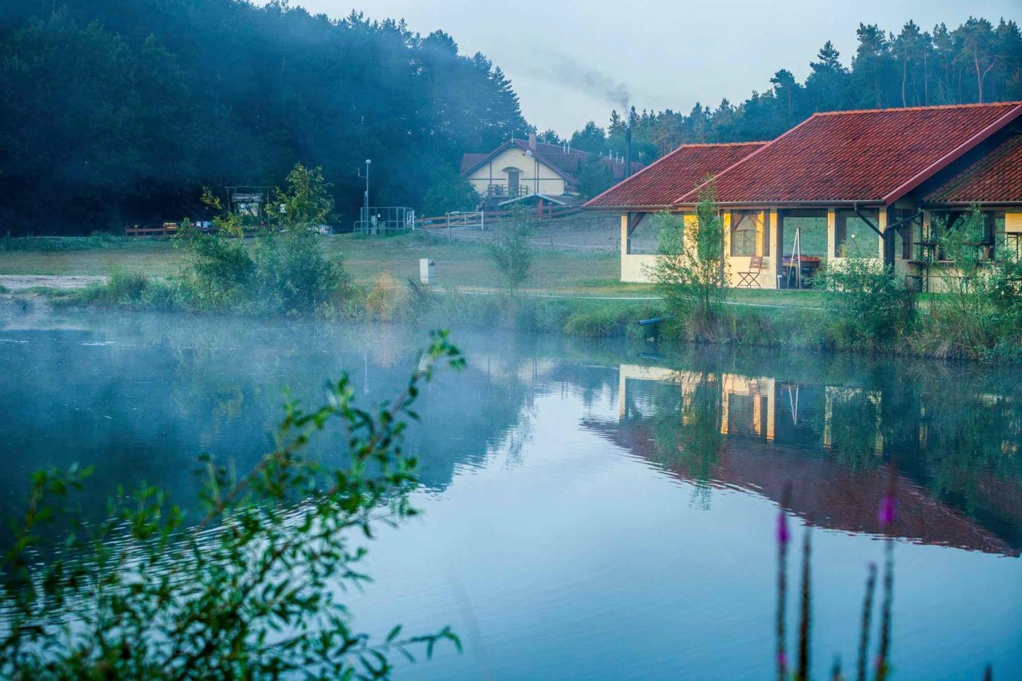 Pensjonat Iskra Sztum Buitenkant foto